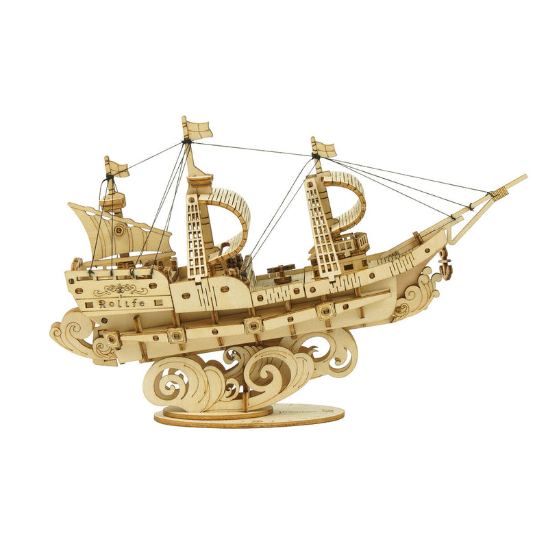 Thuyền buồm TG305